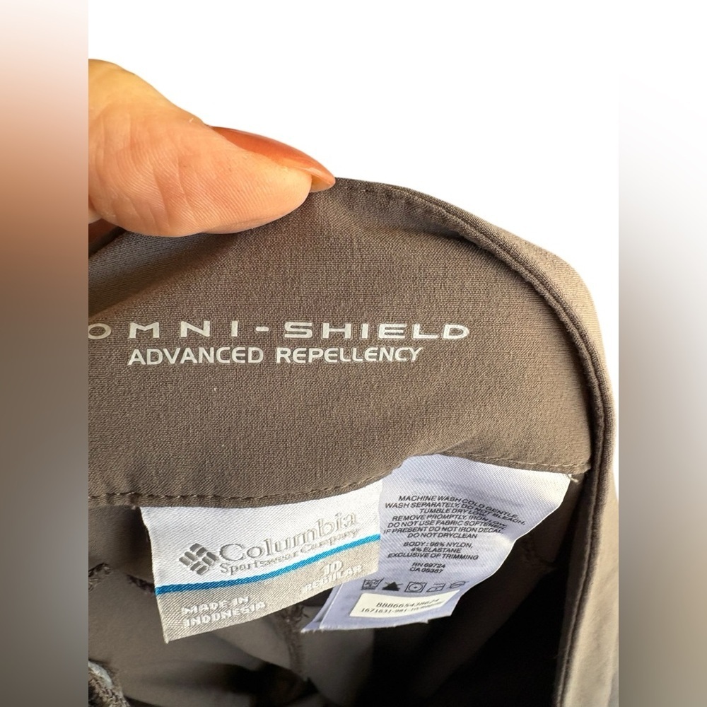 Columbia Omni-Shield Gray Pants sz 10 hiking trails preloved - Picture 2 of 9